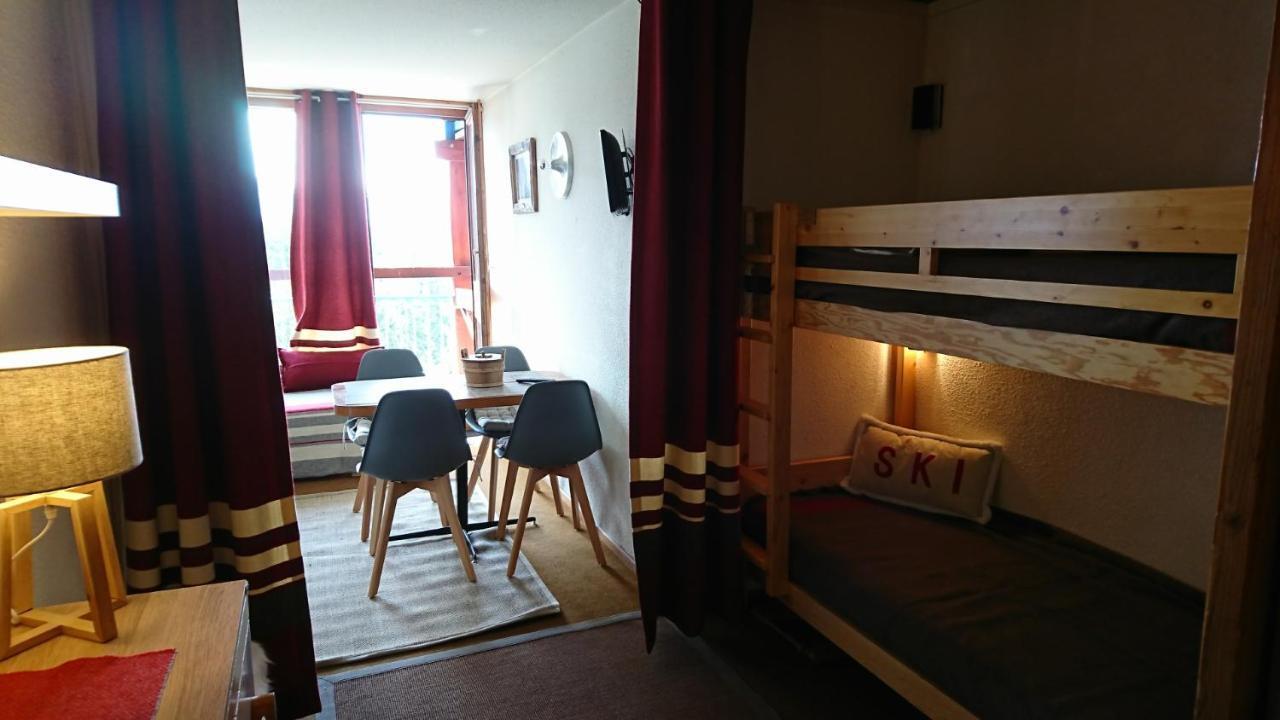 St Maurice Les Arcs 1800: Panoramic Mountain Retreat